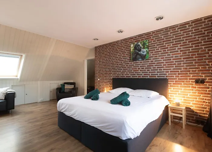 Апартаменты Aan Zee Met 2 Parkeerplekken! Эгмонд-ан-Зее