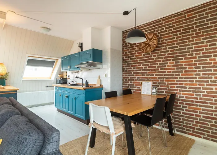 Aan Zee Met 2 Parkeerplekken!