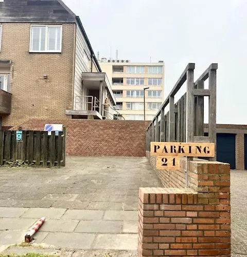 Aan Zee Met 2 Parkeerplekken! Эгмонд-ан-Зее