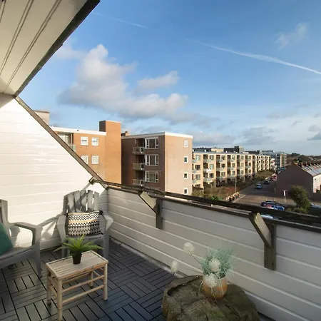 Aan Zee Met 2 Parkeerplekken! * Egmond aan Zee